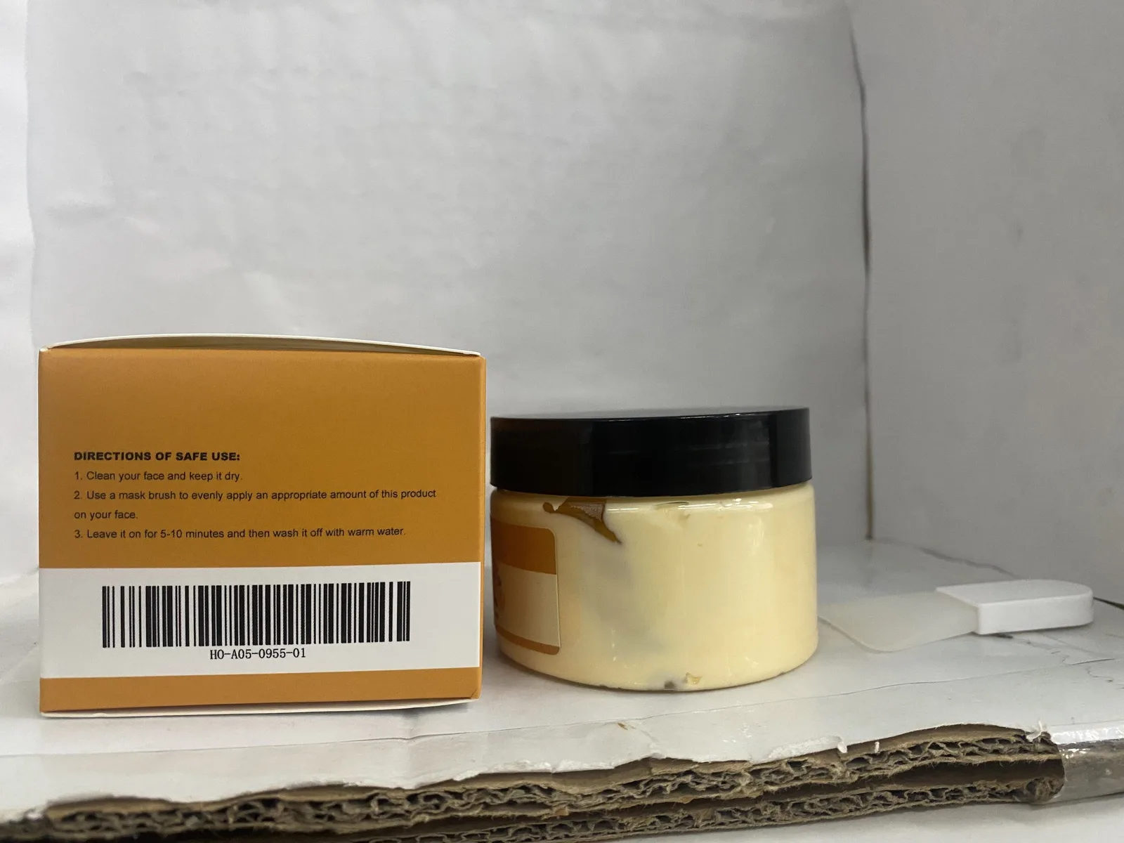 Vitamin C & Turmeric Clay Face Mask